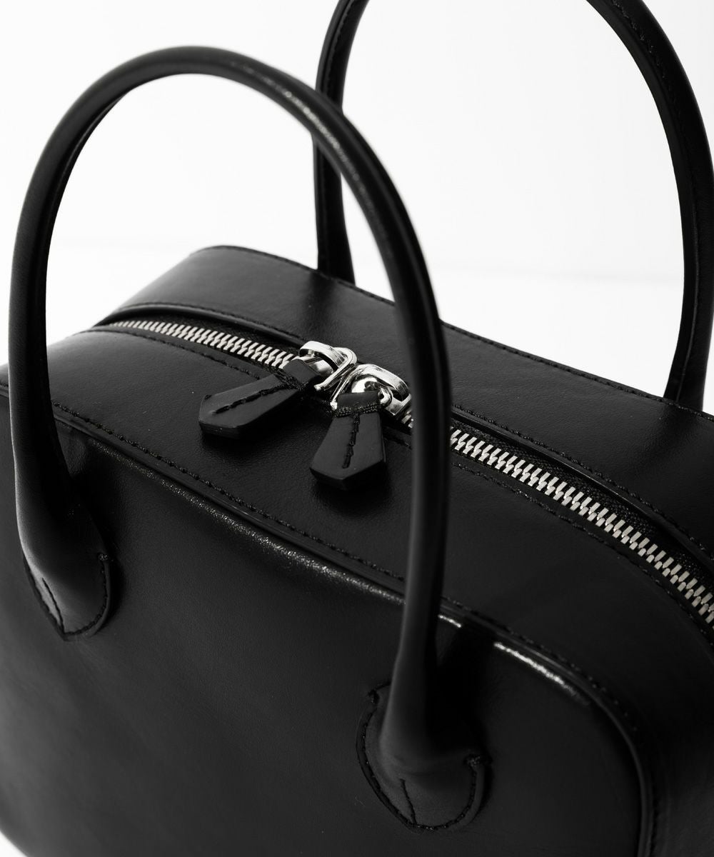 SMOOTH BOX-BOSTON(S) | Online Store | MAISON CANAU